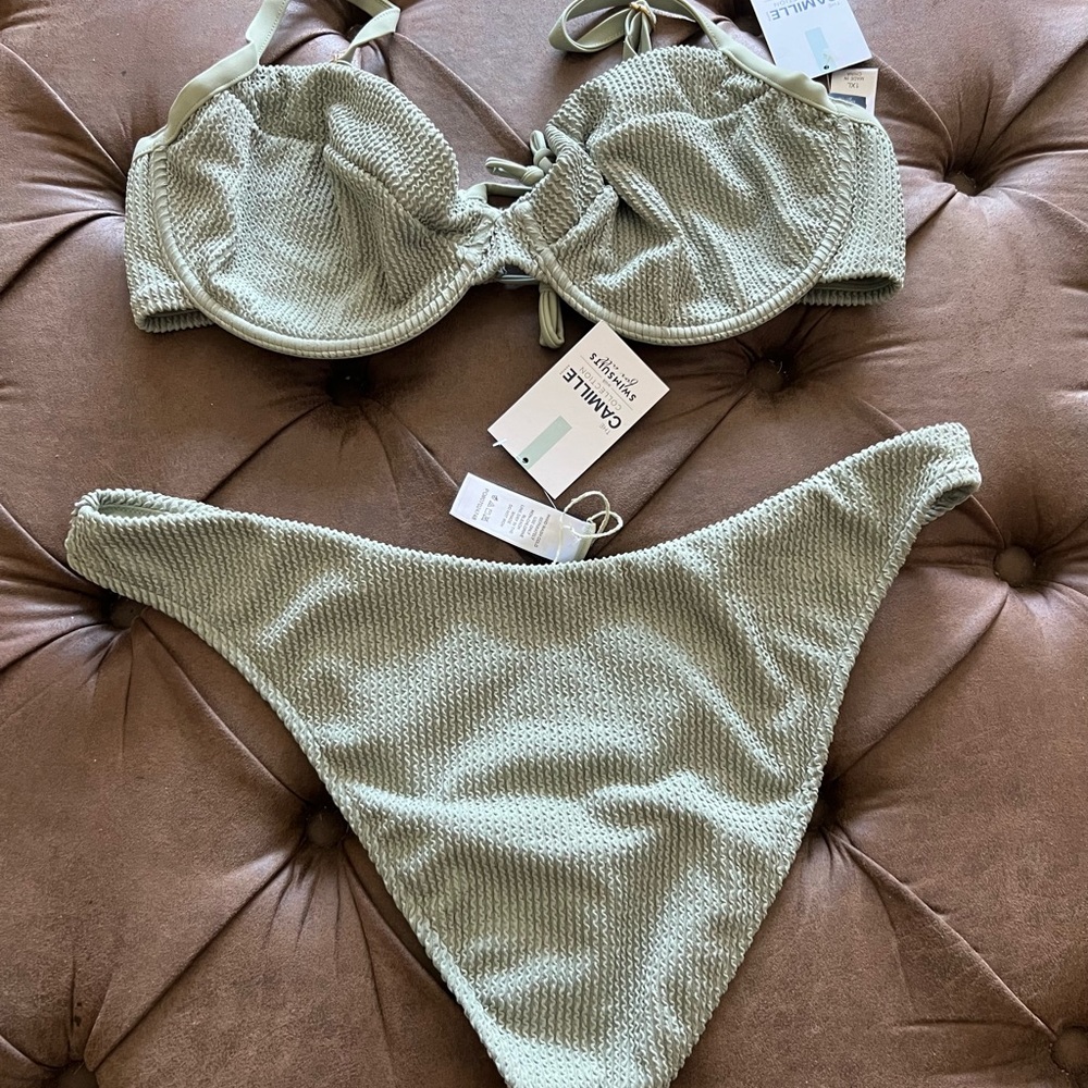 Textured Green Bikini Set - Picture 5 of 5